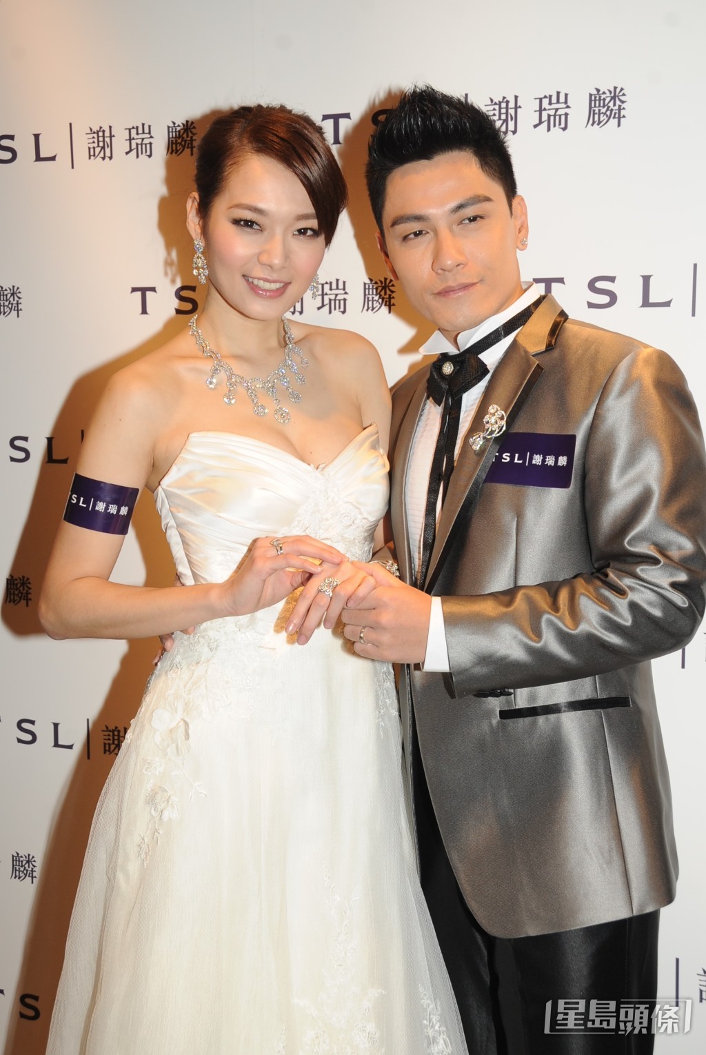 呂慧儀於2011年與前香港先生黃文廸結婚。