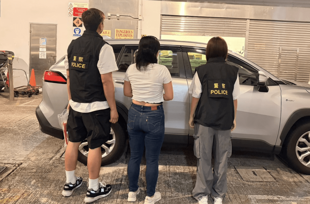 荃灣警區打擊街頭賣淫 拘捕一名52歲女子並檢獲證物