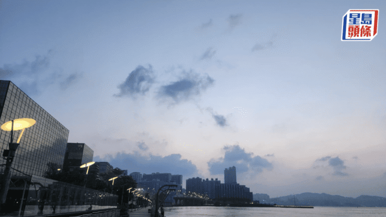 天文台預報極端酷熱天氣 市區最高溫約34度 初時局部有驟雨
