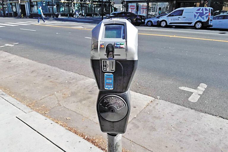 聖荷西市中心停車咪錶出現誤收故障。聖荷西市府