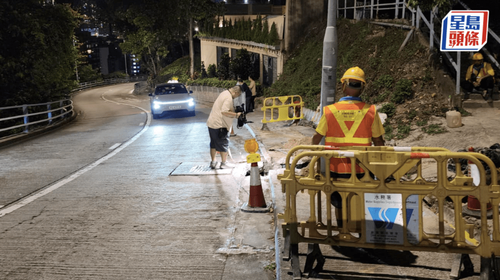 跑馬地食水管深夜爆裂 水務署通宵搶修 預計明早恢復
