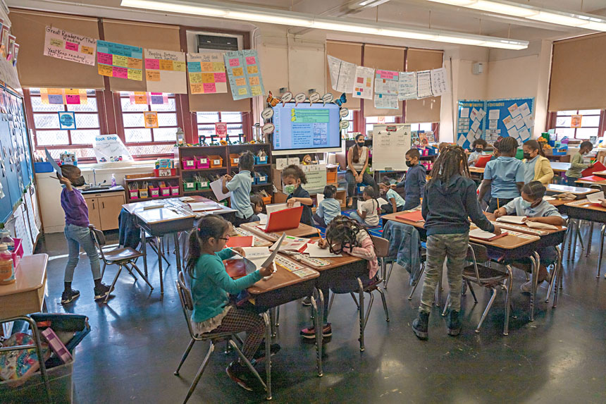 今年3至8年級學生中僅50.3%達到閱讀合格標準。 Thalia Juarez /紐約時報