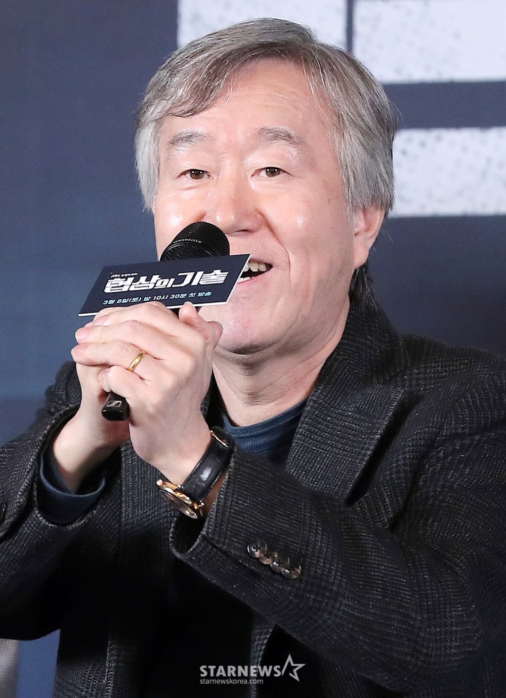 韓國著名導演安畔錫於昨日逝世，享年64歲。