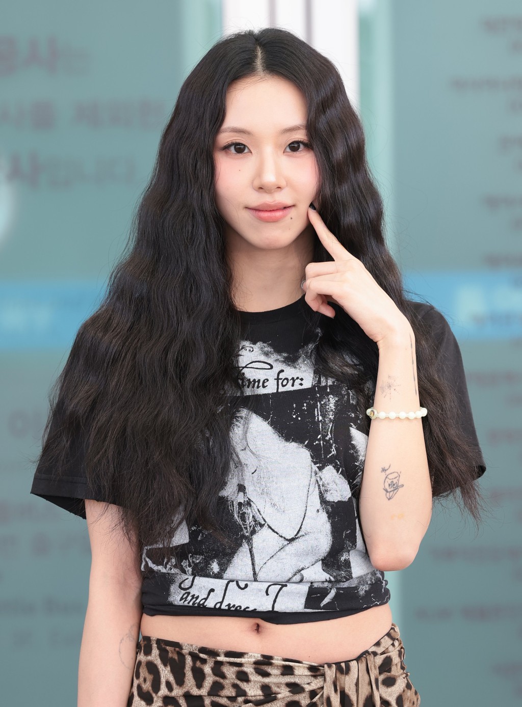 彩瑛於今日正式宣布離開JYP娛樂。