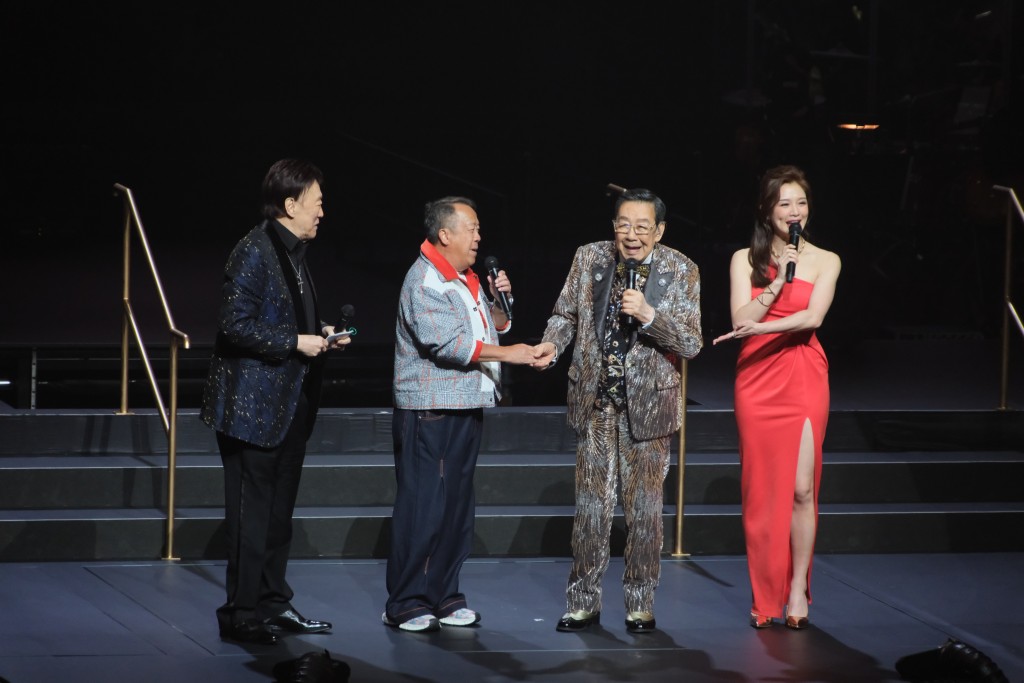 胡楓挑戰全球最年長華語藝人舉辦演唱會的紀錄。