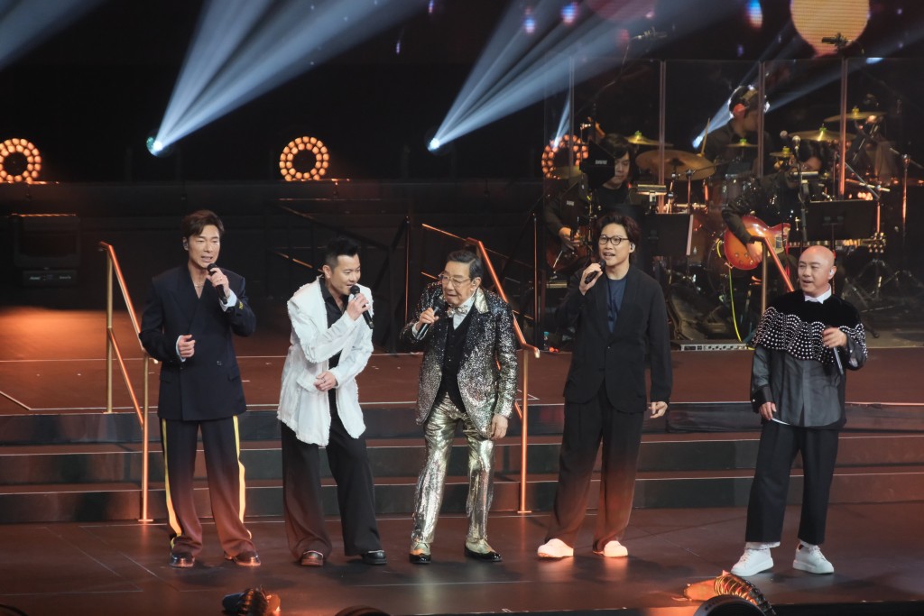 「BIG FOUR」成員張衛健、許志安、蘇永康及梁漢文一同演出。