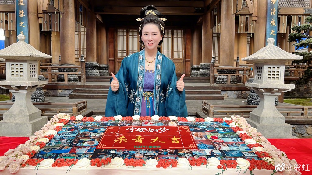 翁虹的古裝造型有古典美。