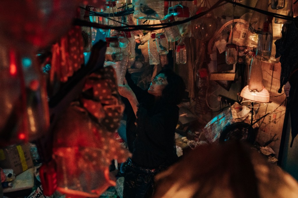 何超憑《拾荒法師》於韓國富川影展贏得「最佳奇幻電影女演員」獎項。