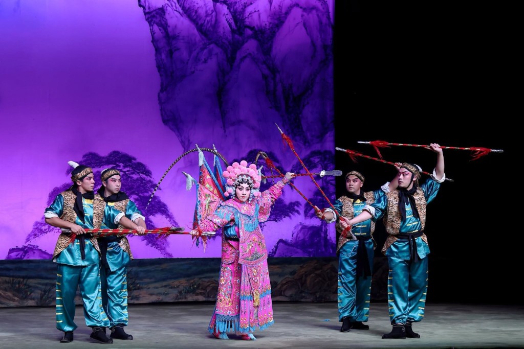 獲藝發局「作品重塑計劃」資助的《穆桂英下山》,致力保留多項高難度傳統粵劇技藝。