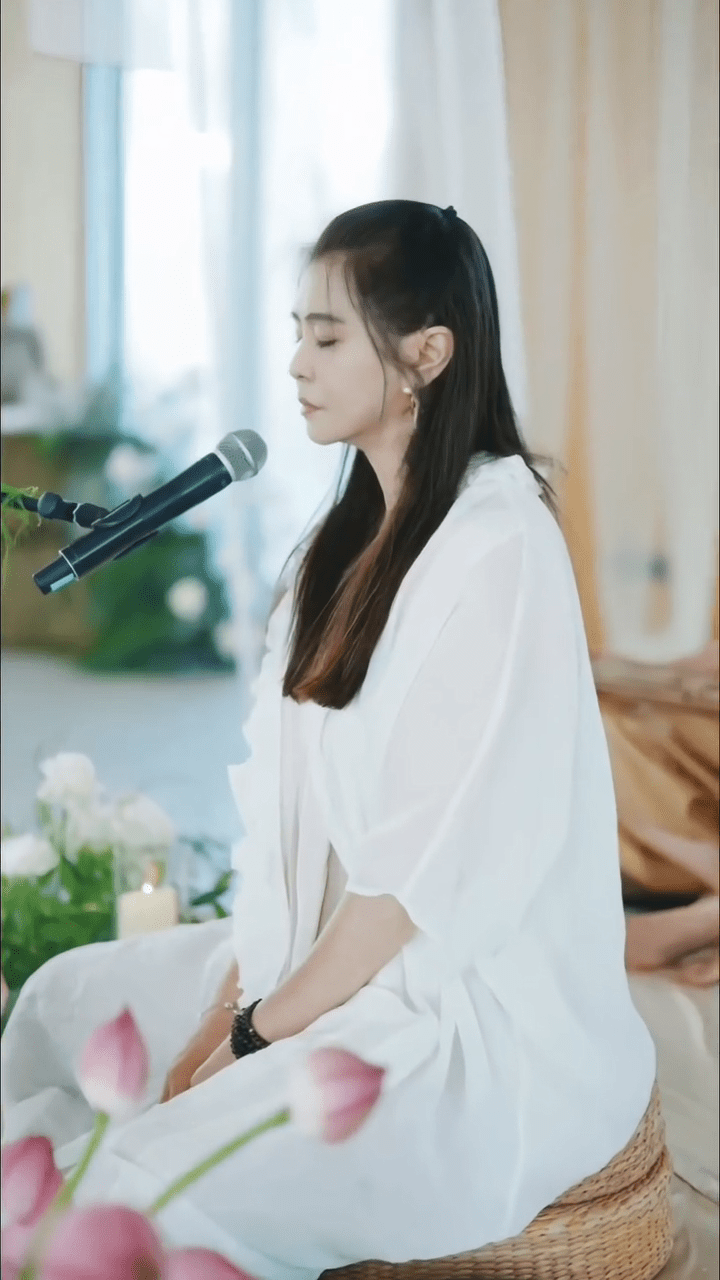 王祖賢對此似乎感到不滿。