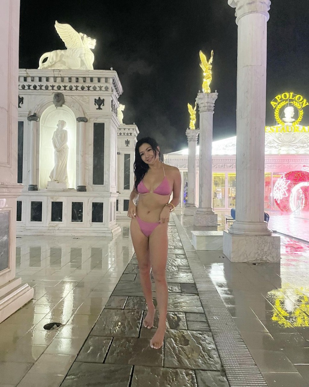陳思圻晒泳照。