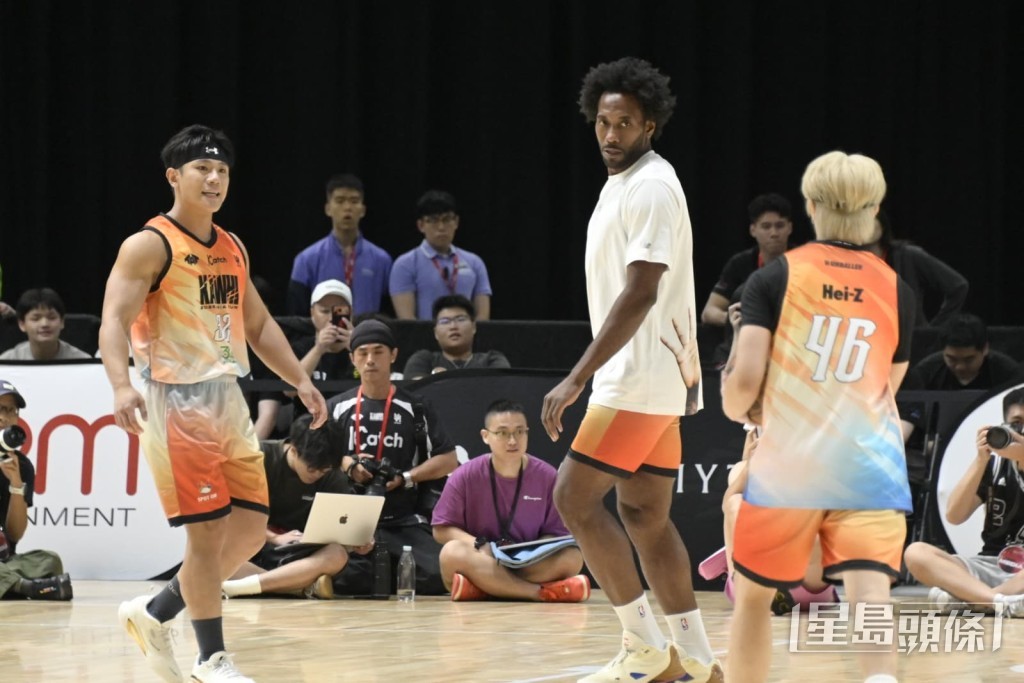 活動期間，兩人有幸與 NBA 球星 Kawhi Leonard 一同落場打波，均感興奮。