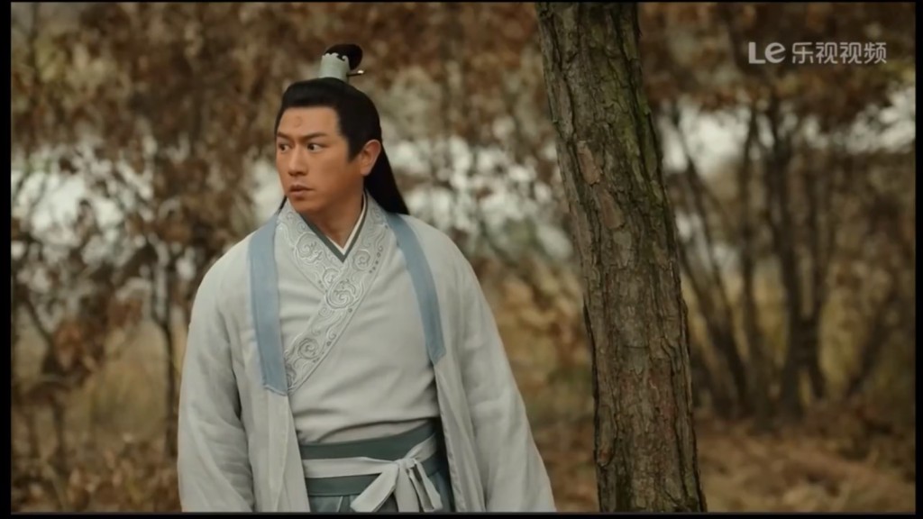 陳鍵鋒為角色增肥，又不介意塗黑臉部，改變了以往青靚白淨的形象。