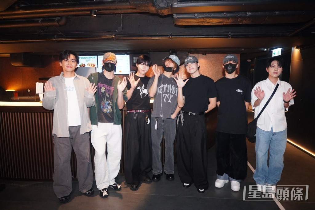 ZPOT成員Jacky Fan、Marcus、gordon、牛牛、Dave、Alvin、小雞(左起)前來捧場。