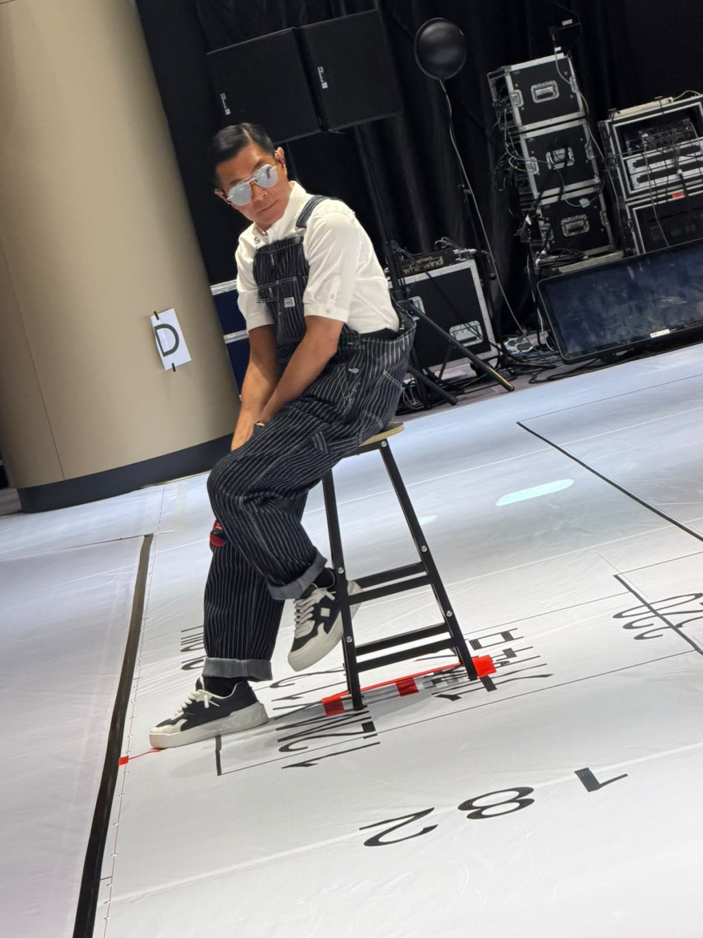 重視首次個人演唱會,他近日獲安排在啟德體育園主場館內綵排。