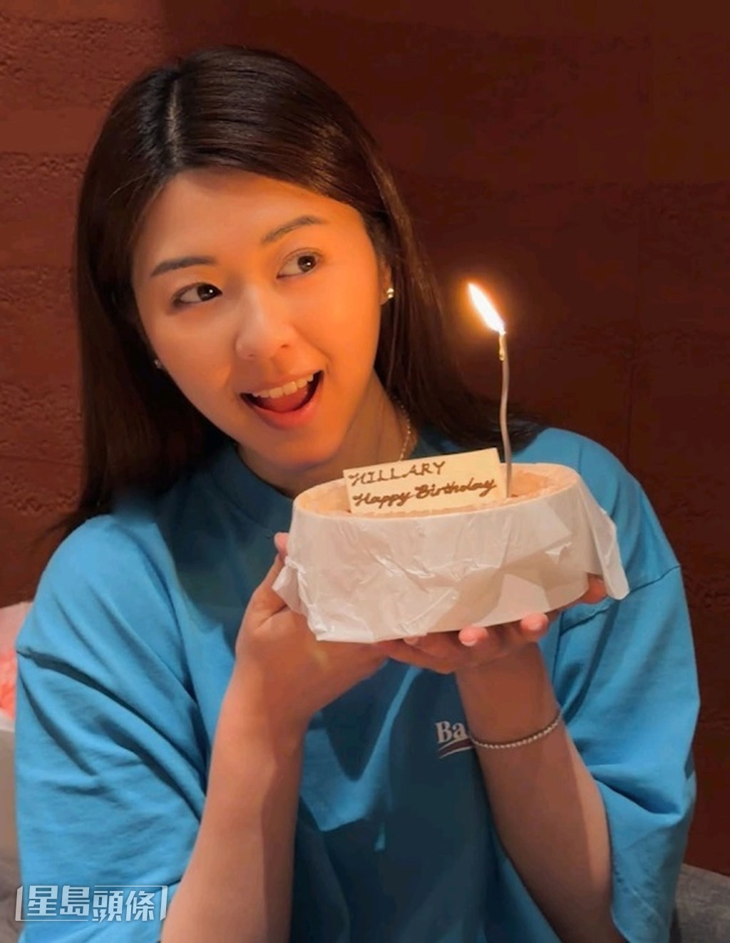 剛慶祝35歲生日的Hillary,願望是身體健康以及人人有工作。
