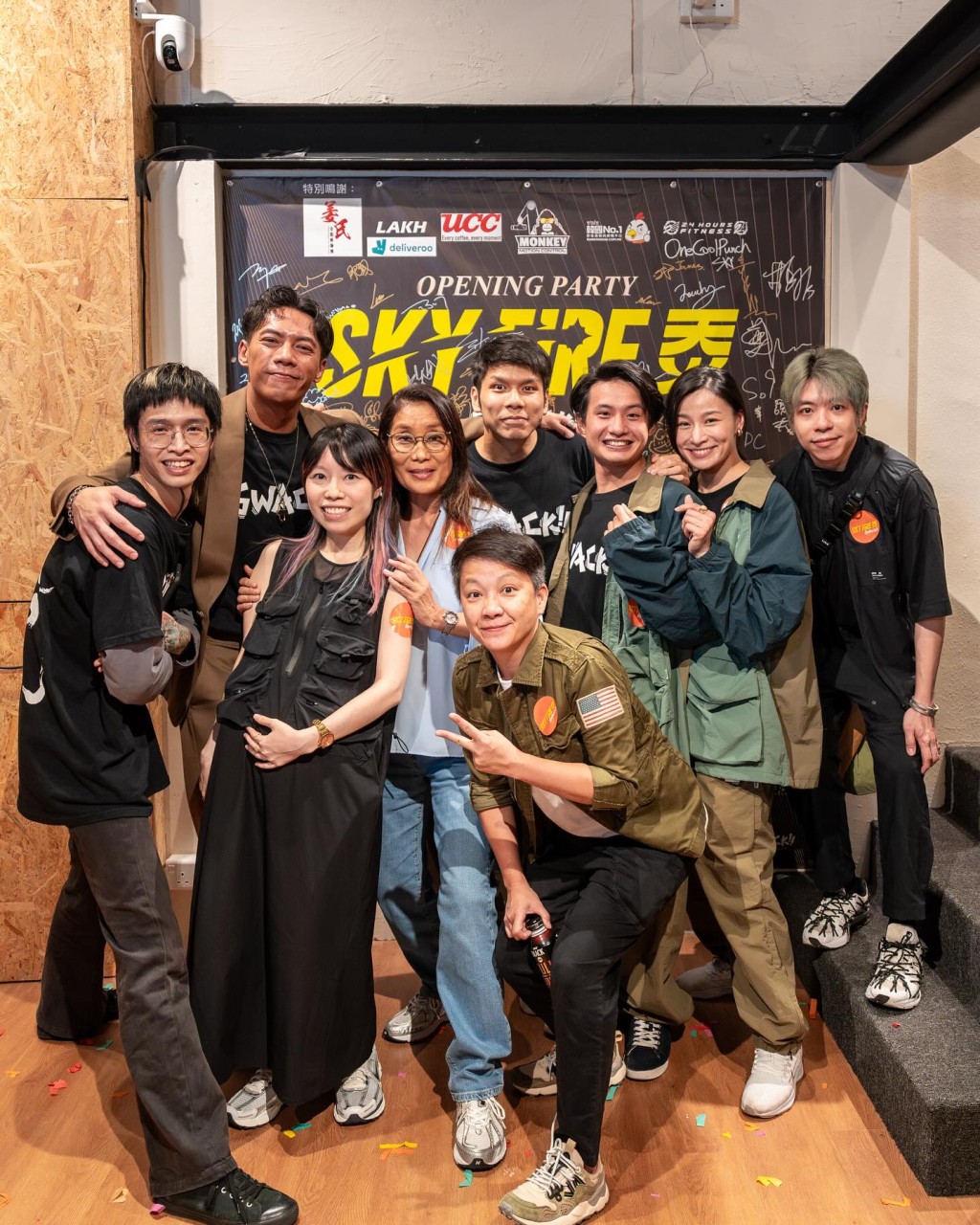 張文傑創立的動作演員學校開幕時,契媽楊盼盼帶同女兒及女婿到場支持。