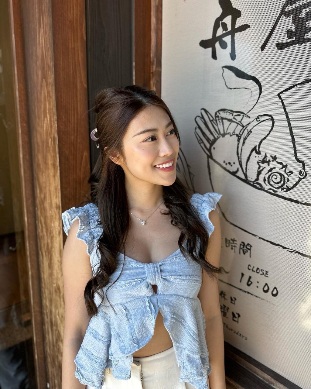 自參選港姐後，她的打扮風格有所轉變。