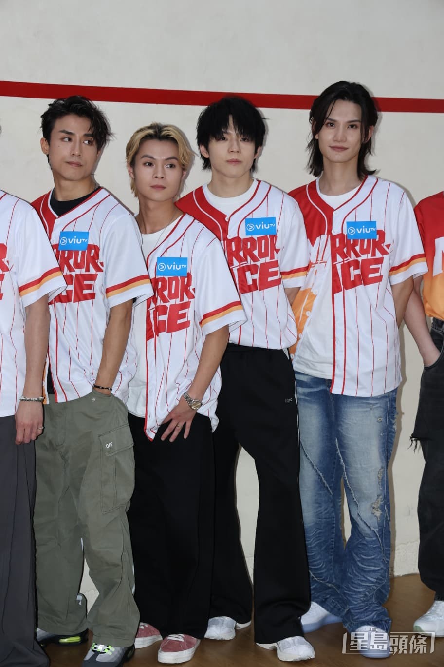 AK、Tiger、Ian與Jeremy面露疲態。