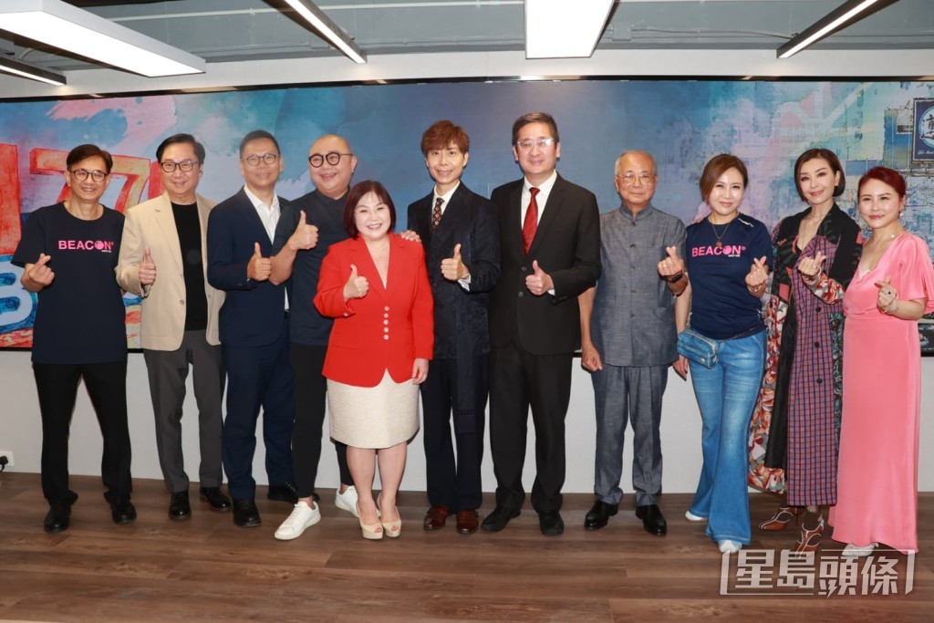 現場舉行遵理元朗新據點開幕典禮暨伍經衡博士英文學習分享展剪綵儀式。