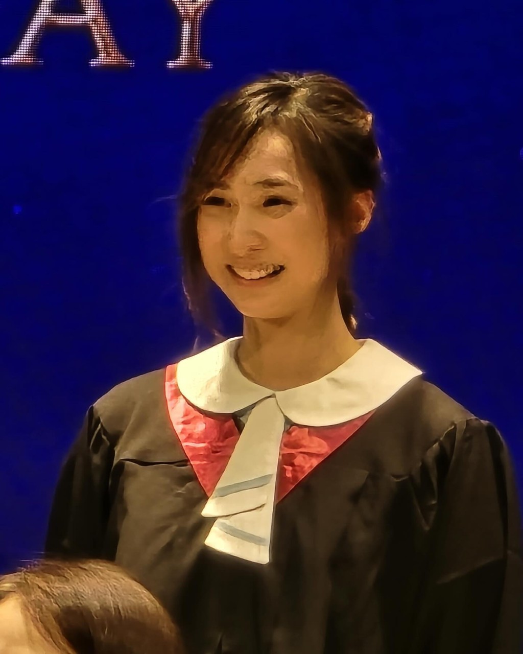 鍾柔美再次考獲全班第一的成績。
