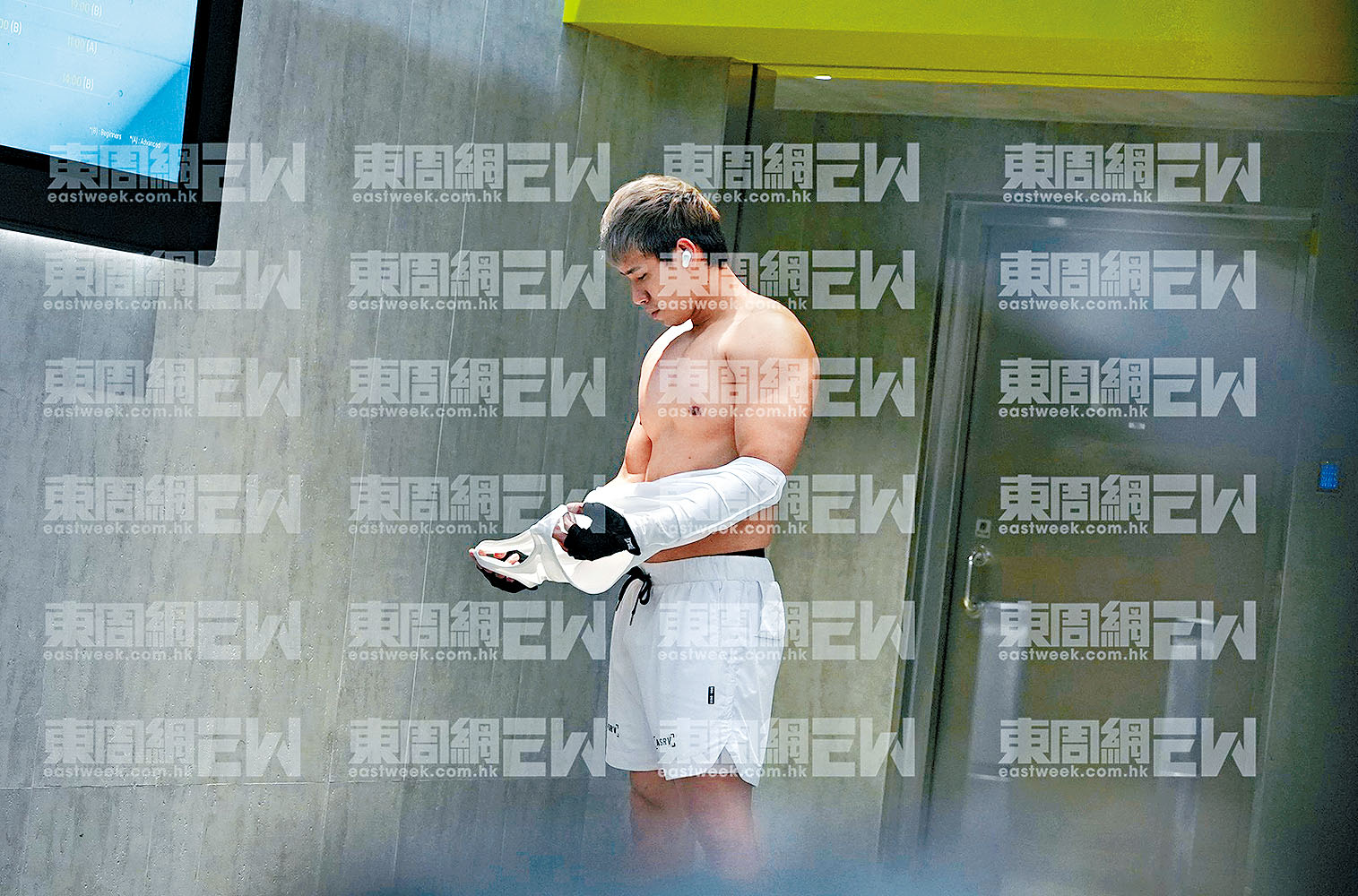 尹景順狂操44吋胸肌備戰決賽。 （《東周刊》圖片）