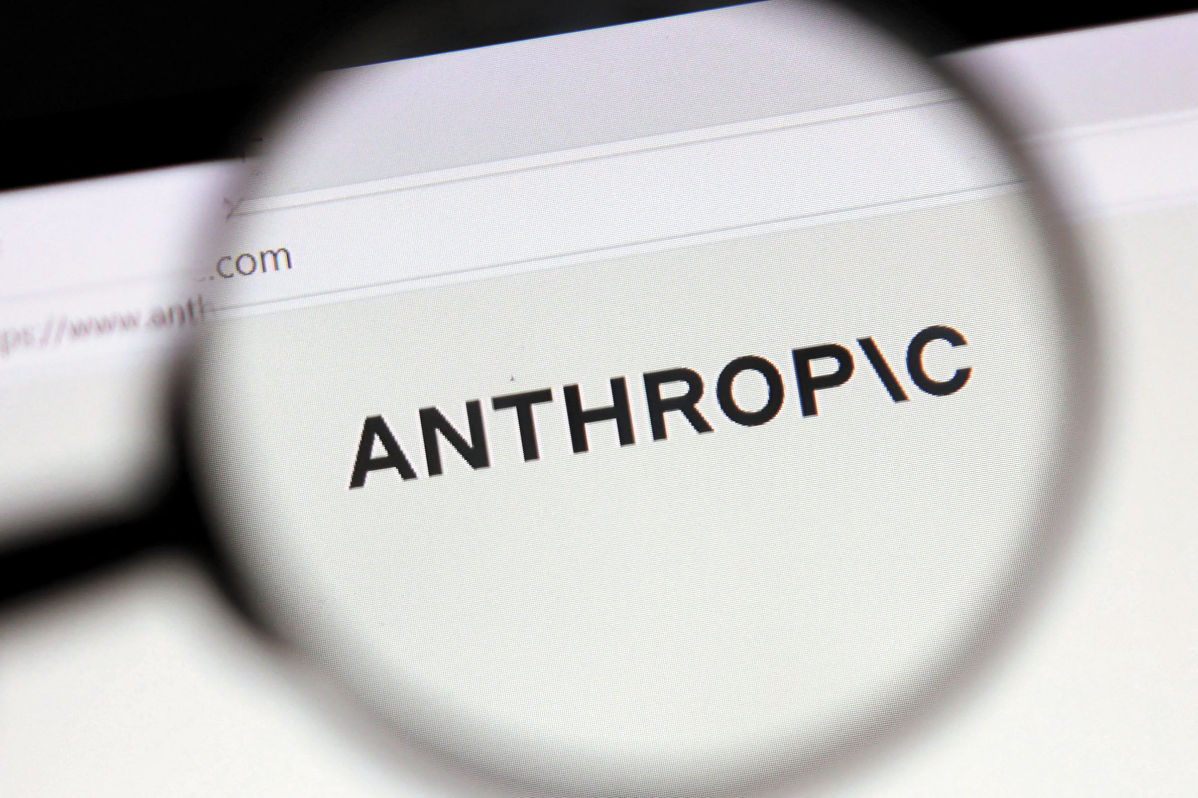 Anthropic按目前營運表現推算，年化營收已突破650億美元。路透社