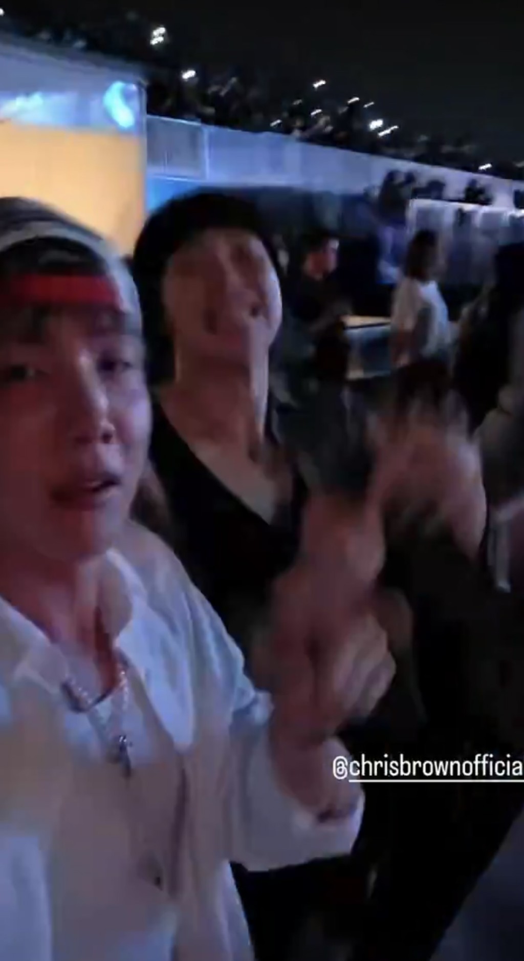 J-Hope亦曾透過限時動態，分享自己看演唱會時跳舞的短片。