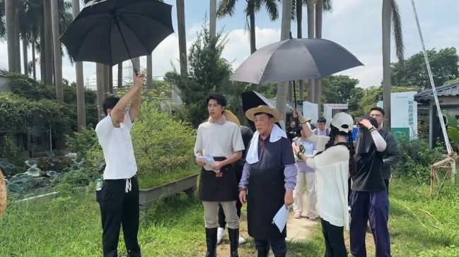 夏雨當時已79歲，拍攝工作當然不輕鬆。