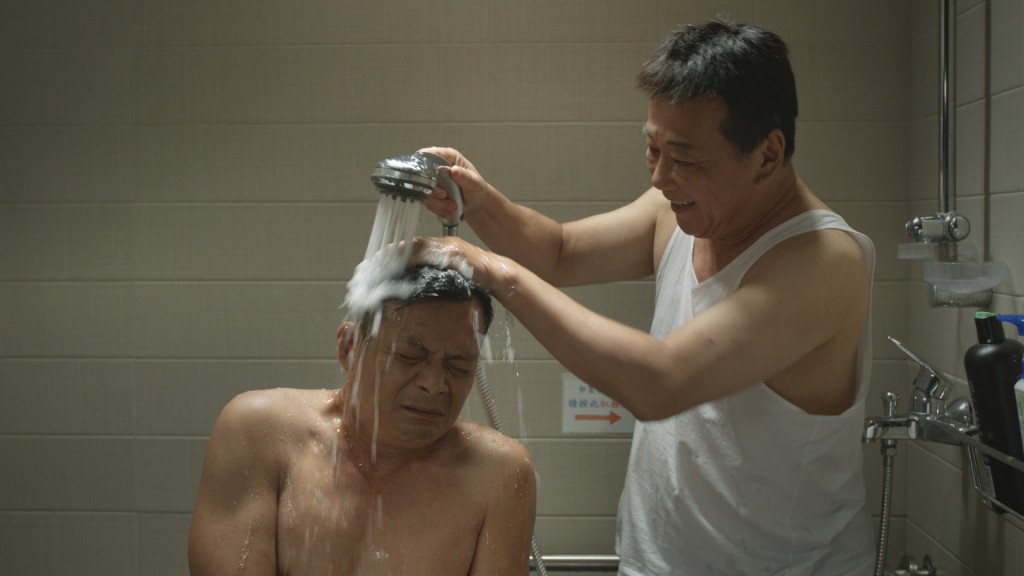 在HKTV的《歲月樓情》中與黃日華合作。