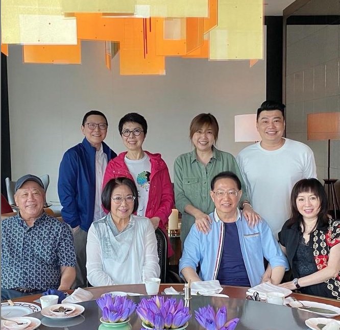 《溏心風暴》班底不時重聚吃飯，夏雨、李司棋、關菊英等也有出席。