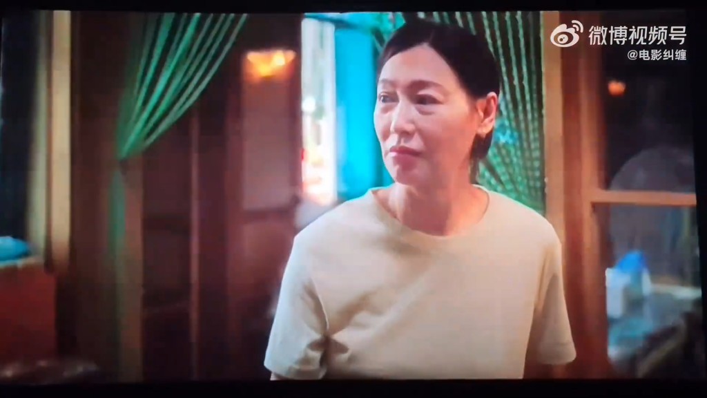 在《數到三》中,惠英紅飾演一名國標舞老師。