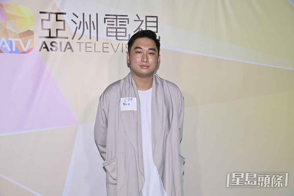 劉青雲侄仔劉凱浚去年19歲時,曾報名參加亞視的新劇及節目演員試鏡。
