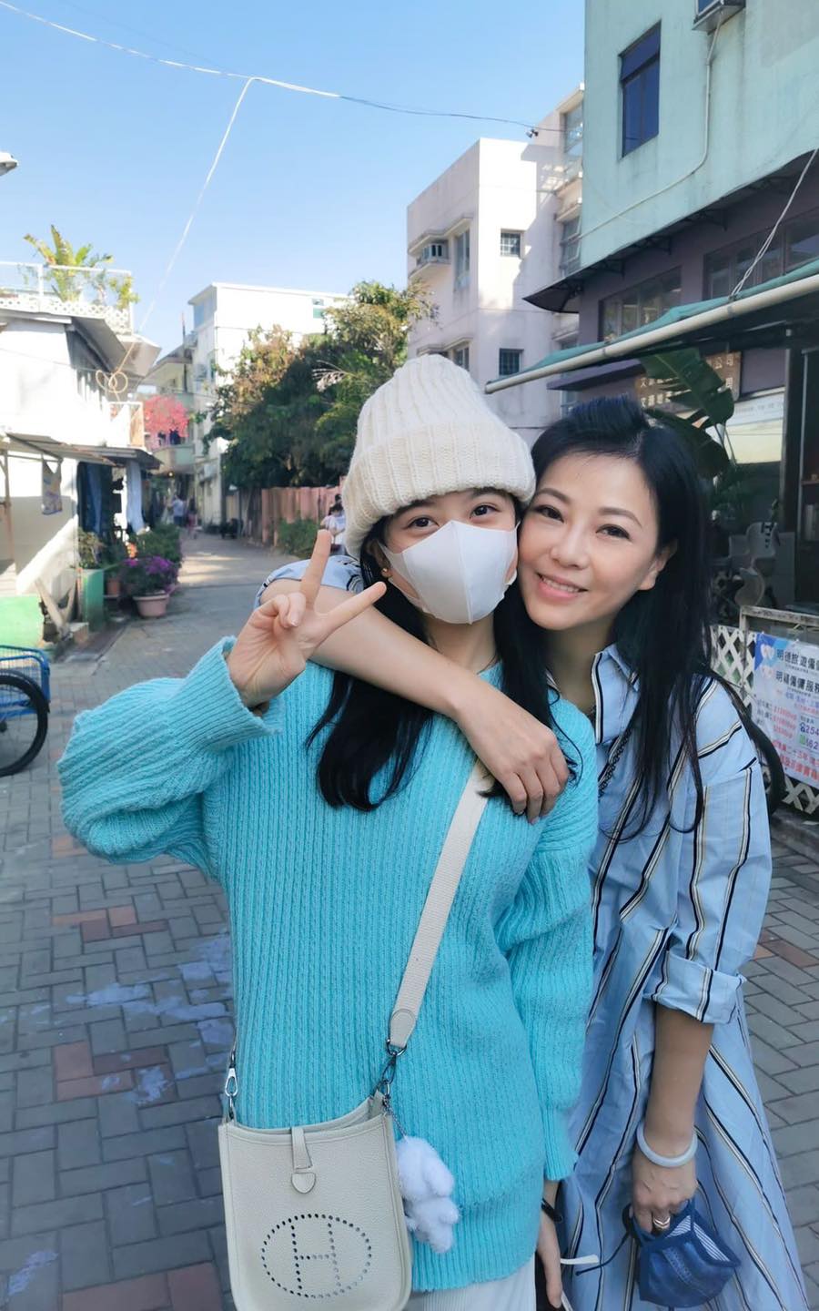 劉小慧細女過去曾露面,但當時樣貌比較青澀。