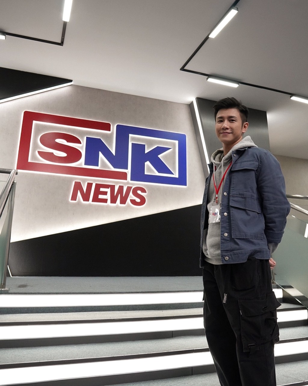 黃浩霆曾參演劇集《新聞女王》。