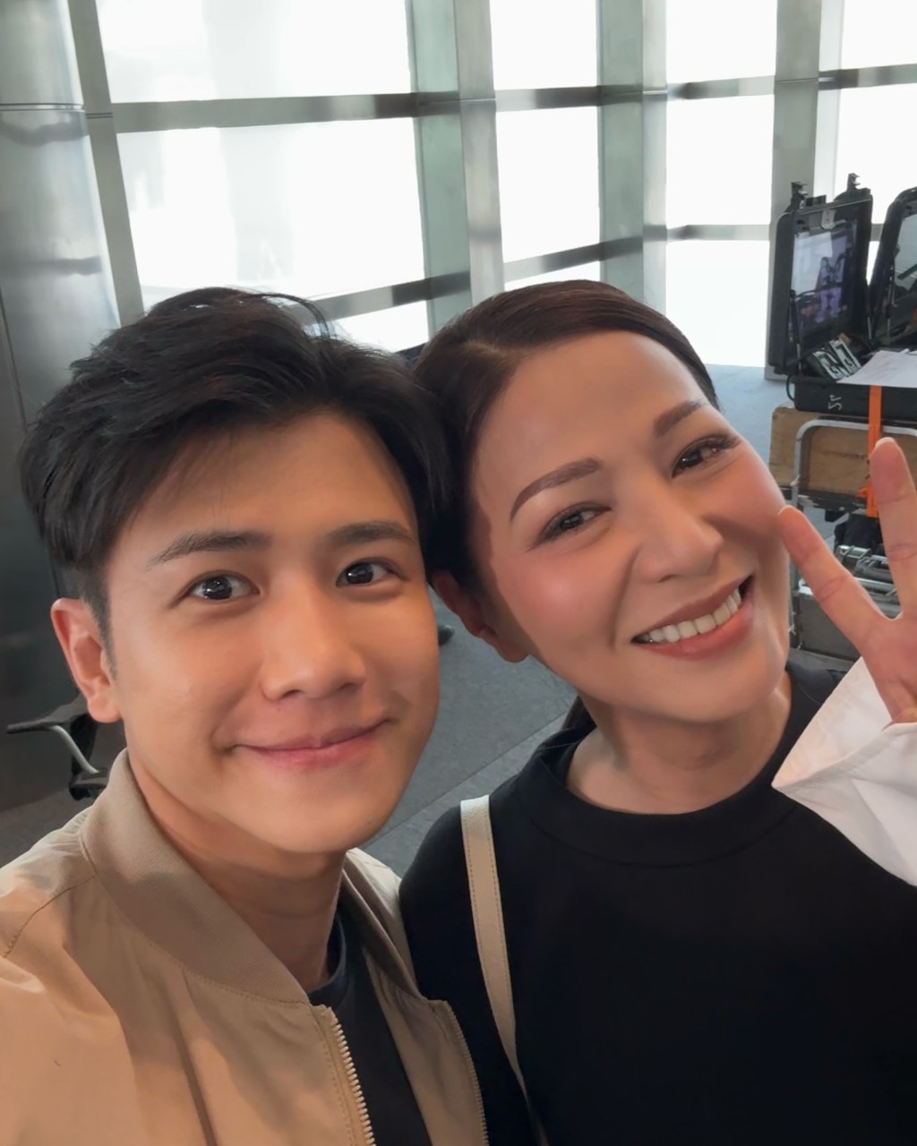 黃浩霆在《愛回家》系列中演出過不同角色。