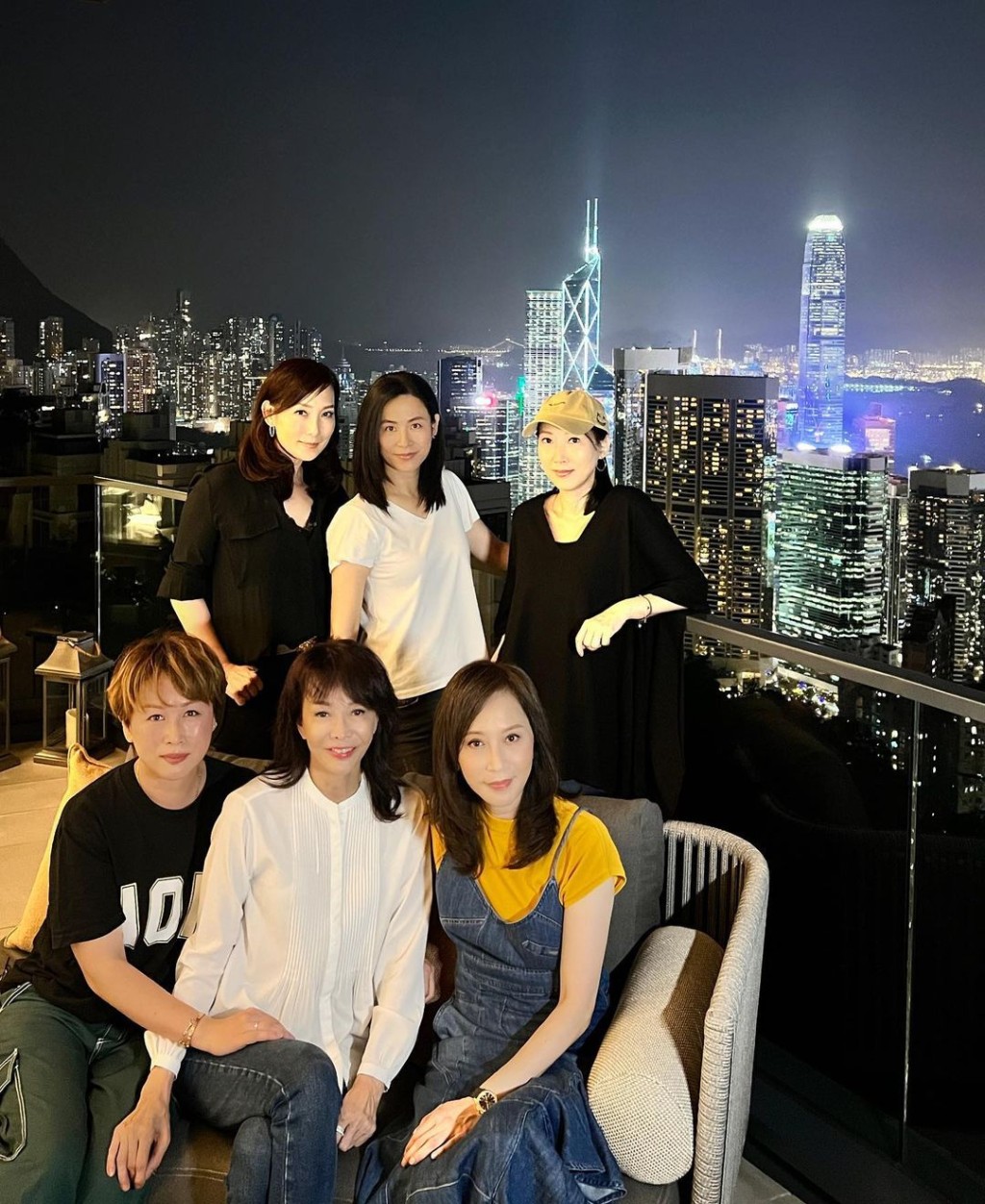 吳美珩、宣萱、丘凱敏、劉曉彤、鄭裕玲、顧紀筠近年難得齊人聚首。