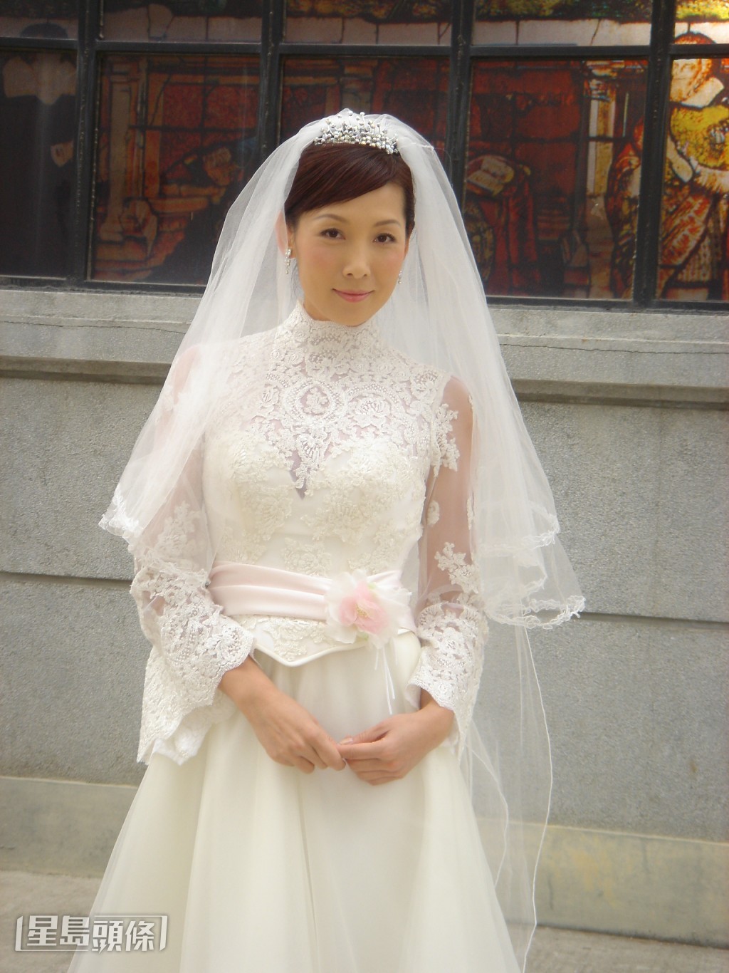 吳美珩年幼時已移居美國生活,父母皆是醫生。