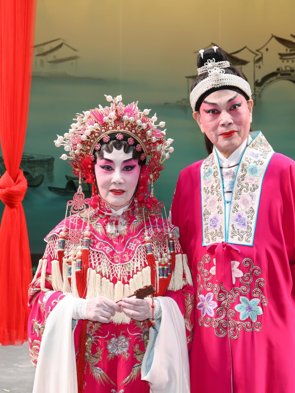 汪明荃曾大力支持羅家英參選新一屆八和主席。