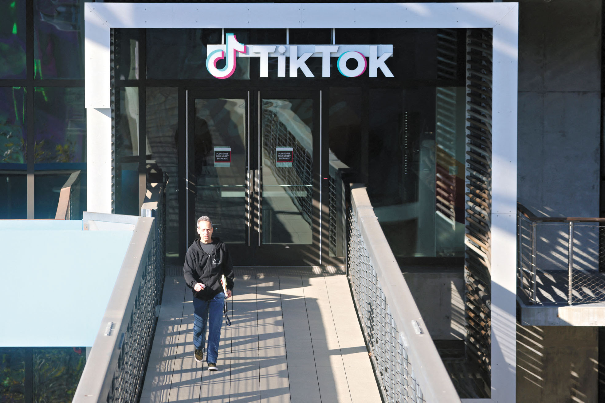TikTok已與美國司法部達成4億美元的和解,以了結有關兒童隱私保護的訴訟。圖為TikTok美國總部大樓。路透社