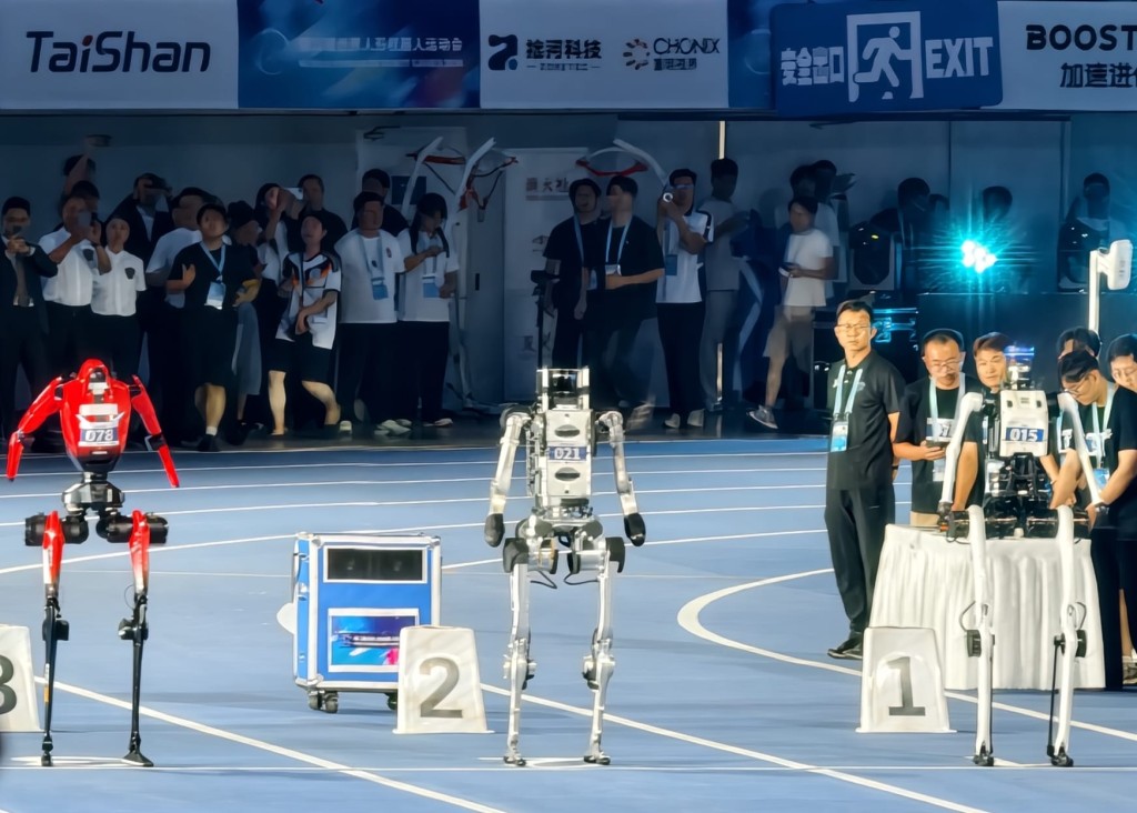 中國人形機械人百米跑出9秒39 超越保特世界紀錄