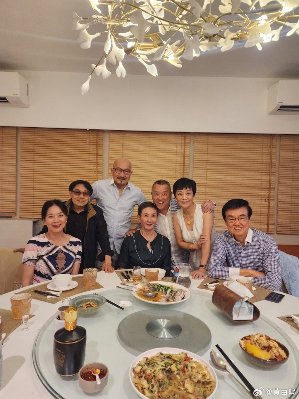 麥嘉與黃百鳴、張艾嘉、曾志偉等舊友不時聚會。