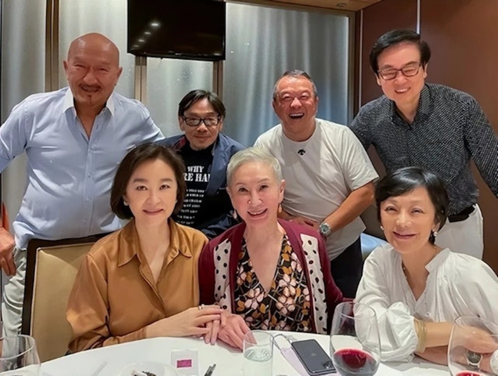 麥嘉亦曾與林青霞等人會面。
