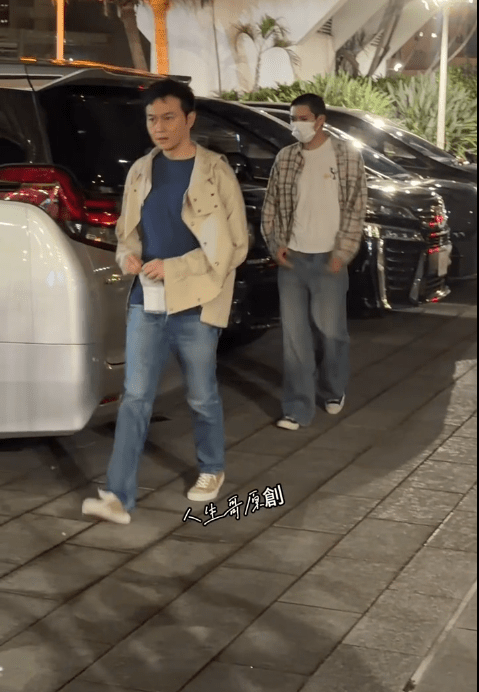 張智霖早前與兒子魔童一同現身。