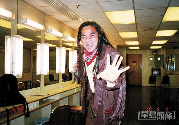 寶珮如的初戀男友是前TVB御用奸人駱達華，兩人曾拍拖15年。
