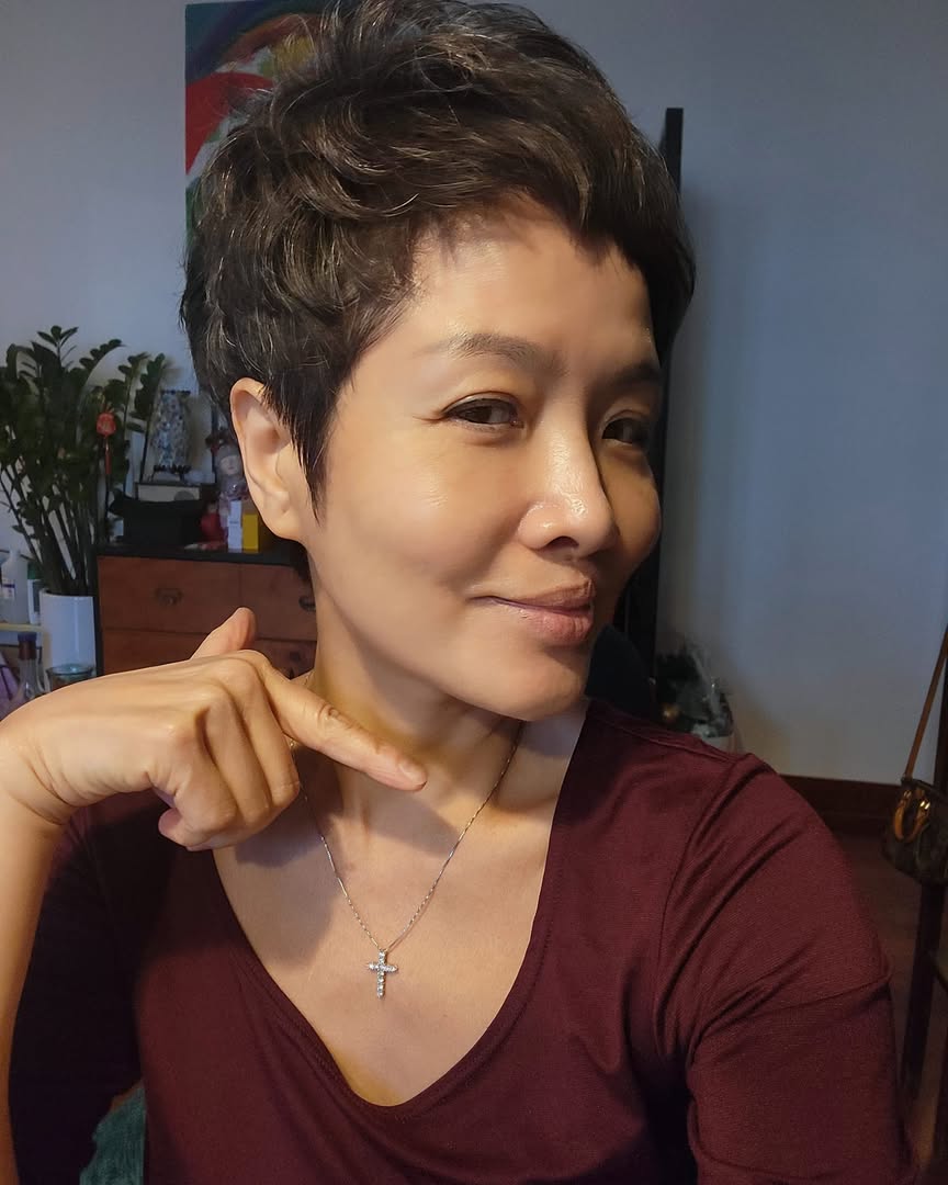寶珮如自爆嘗試日式整骨小顏術來「啪骨」。