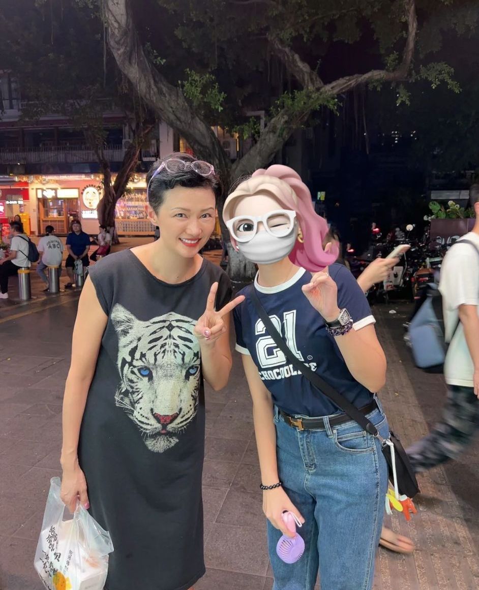 羅敏莊曾被讚賞真人比上鏡看起來更漂亮。
