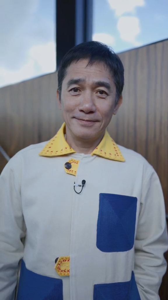 第一招是微笑。
