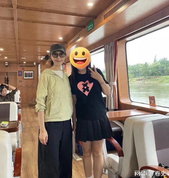 郭藹明素顏示人，但保養得宜，依然充滿少女感。