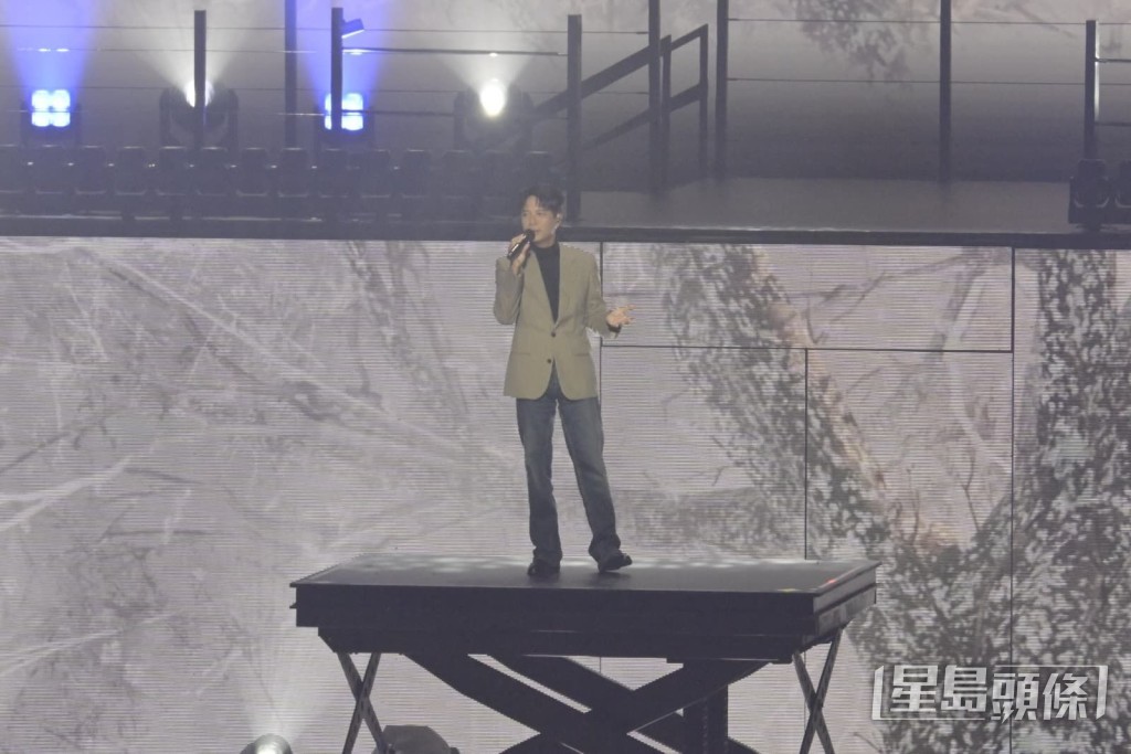 李克勤演唱實力被譽為行走的CD。